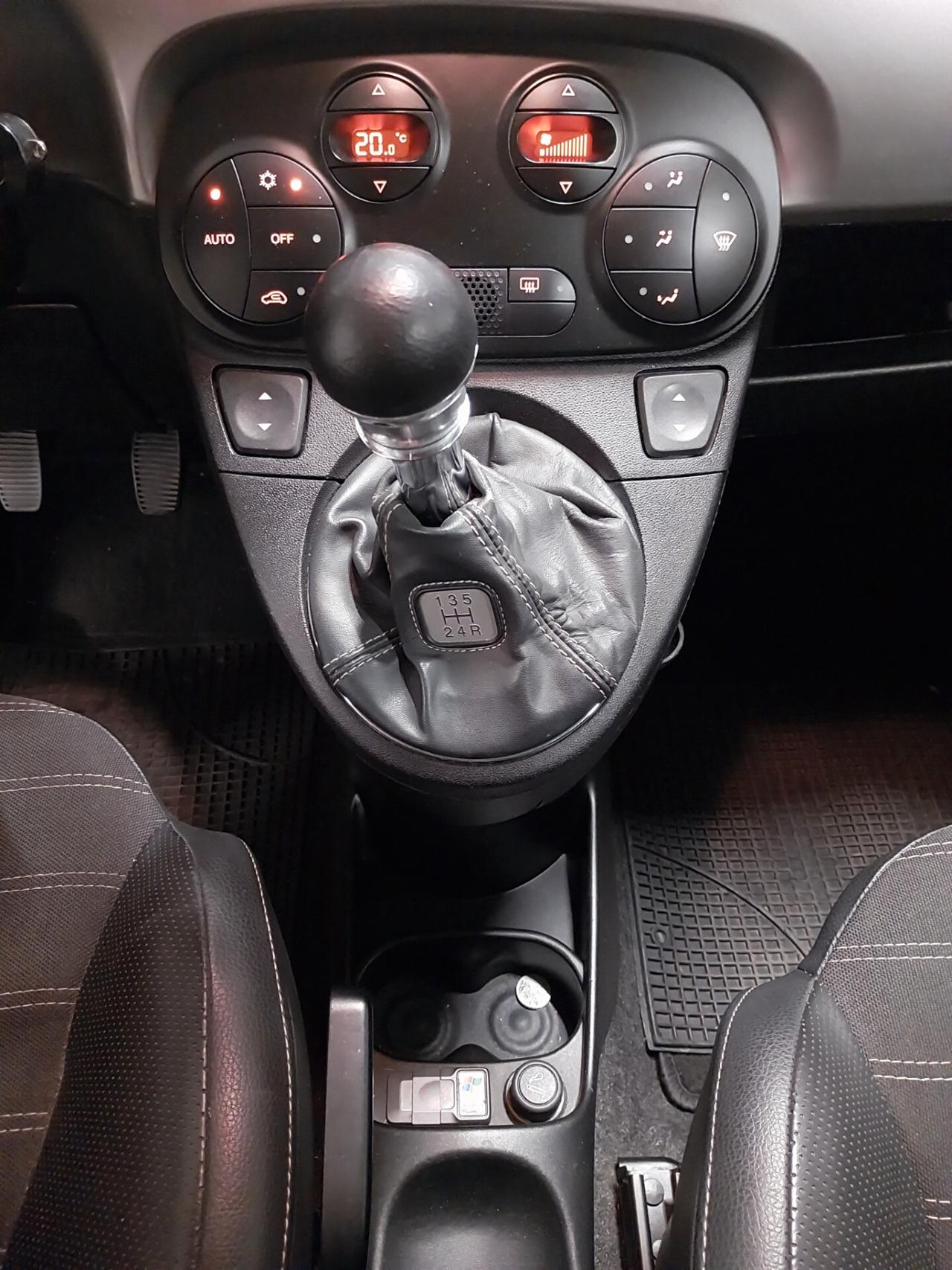 Fiat 500 C 1.3 Multijet 16V 95 CV Rock - ok neopatentati