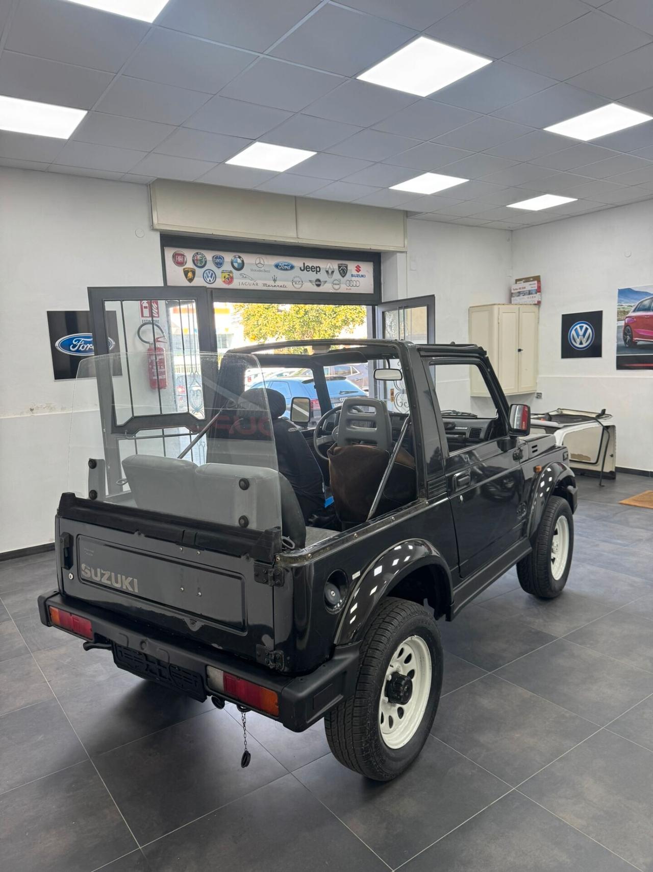 Suzuki SJ Samurai 1.3i cat Cabriolet De Luxe