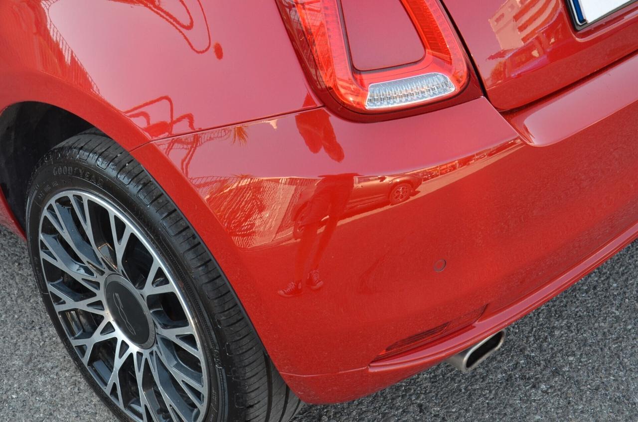 Fiat 500 1.0 Hybrid Red