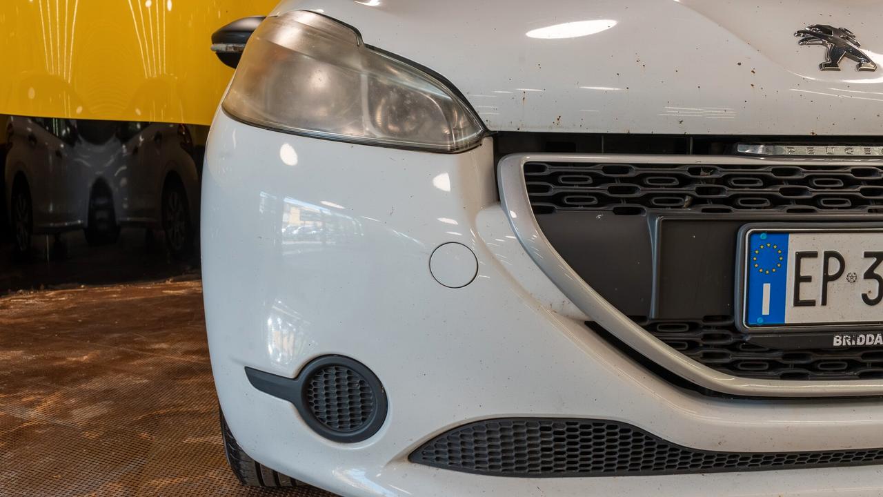 Peugeot 208 1.2 VTi 82 CV 5 porte Active PERMUTA