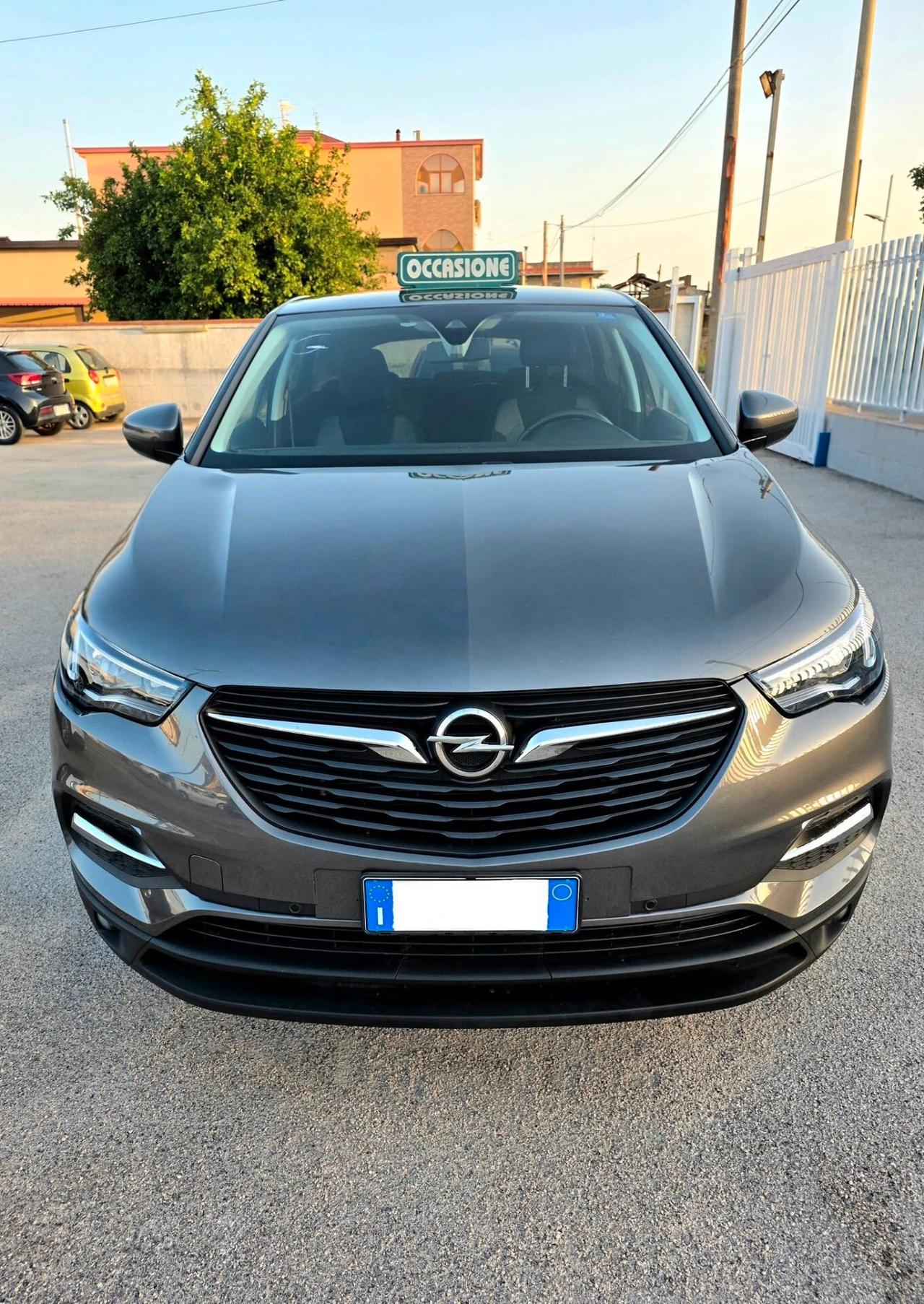 Opel Grandland X 1.5 cdti 131cv Innovation con 72.000 Chilometri