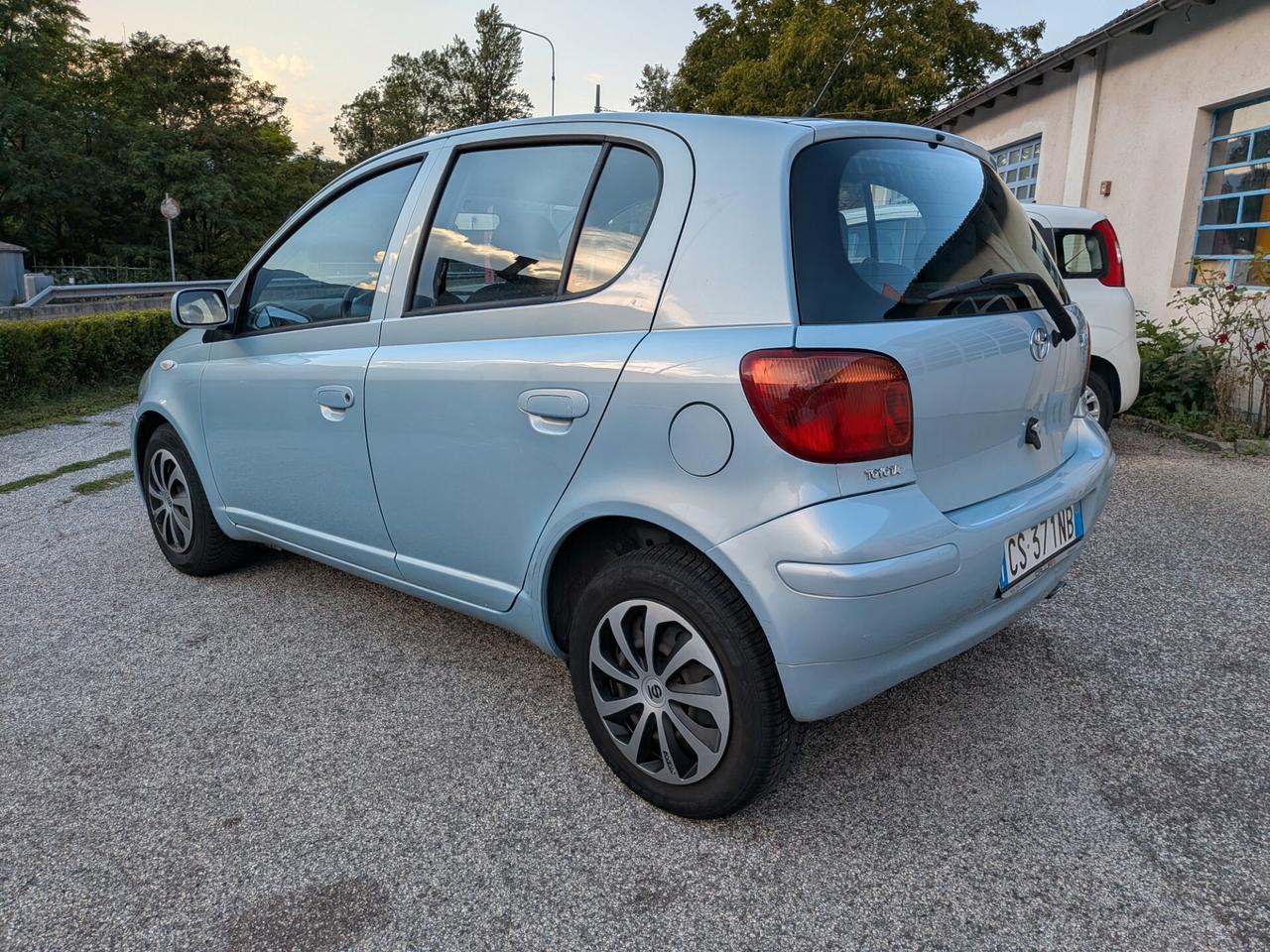 TOYOTA YARIS 1.0 VVT-i 65CV