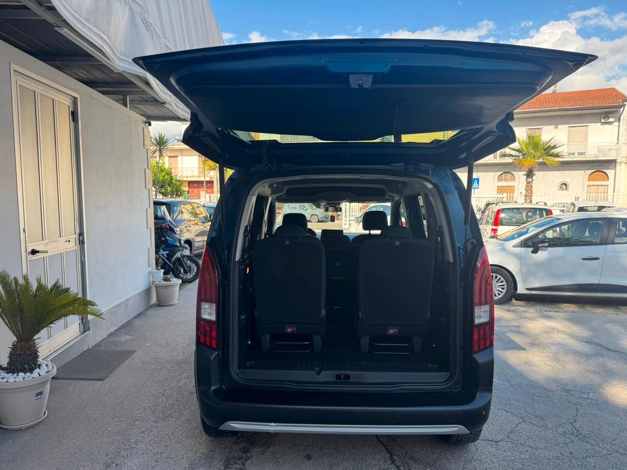 Peugeot Rifter BlueHDi 130 S&S Allure 7 posti