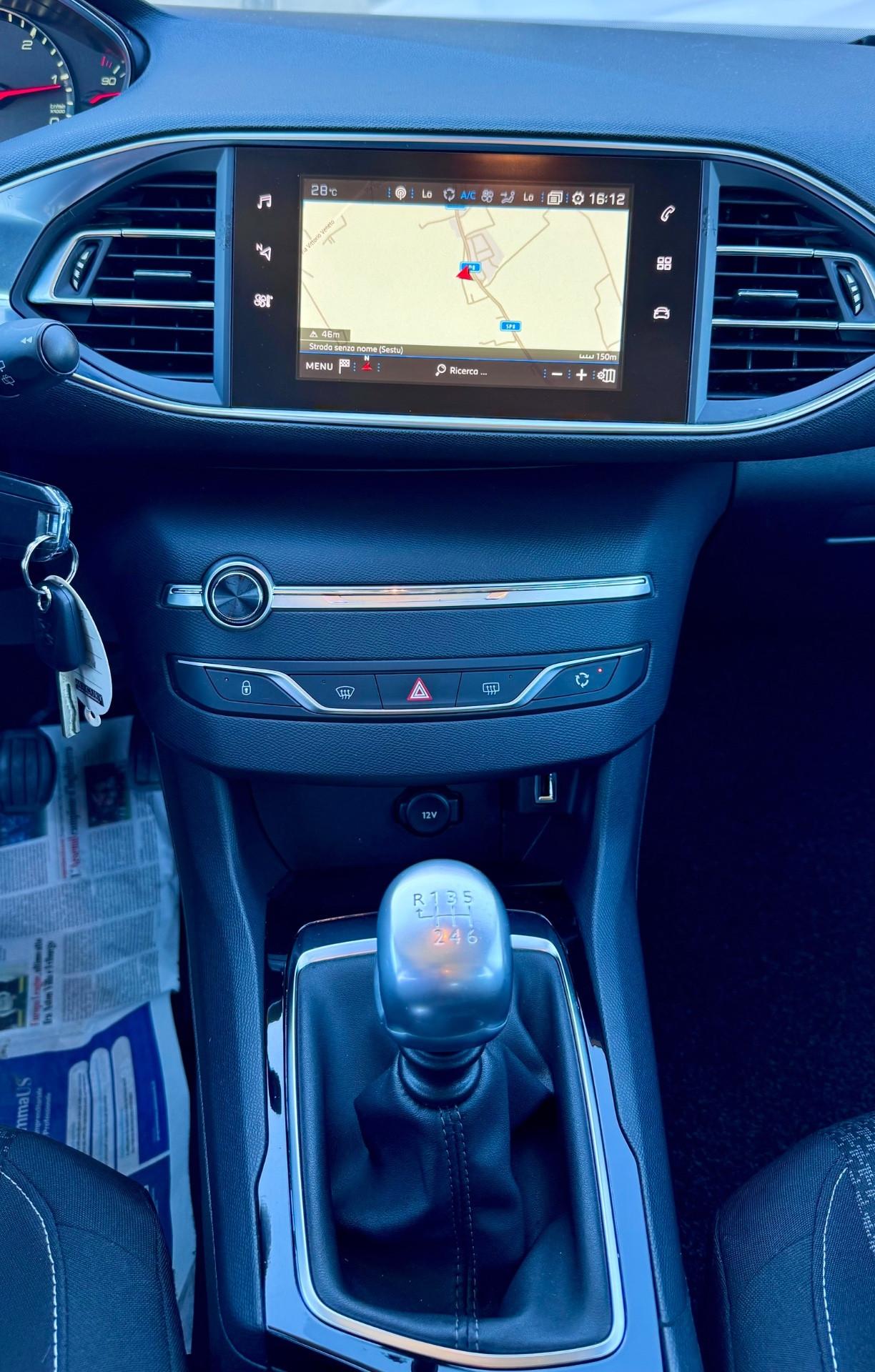 Peugeot 308 BlueHDi 130 S&S SW Tech Edition