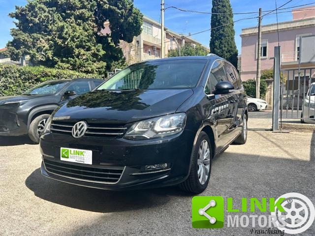 VOLKSWAGEN Sharan .