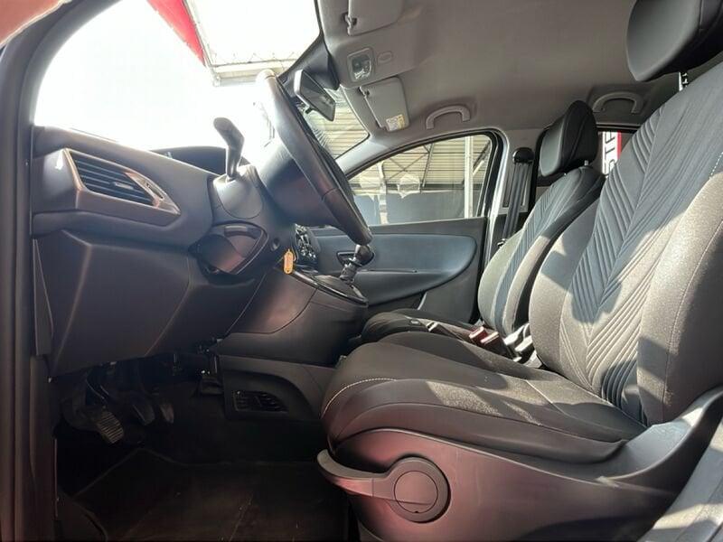 Lancia Ypsilon Ypsilon 1.0 FireFly 5 porte S&S Hybrid Ecochic Gold