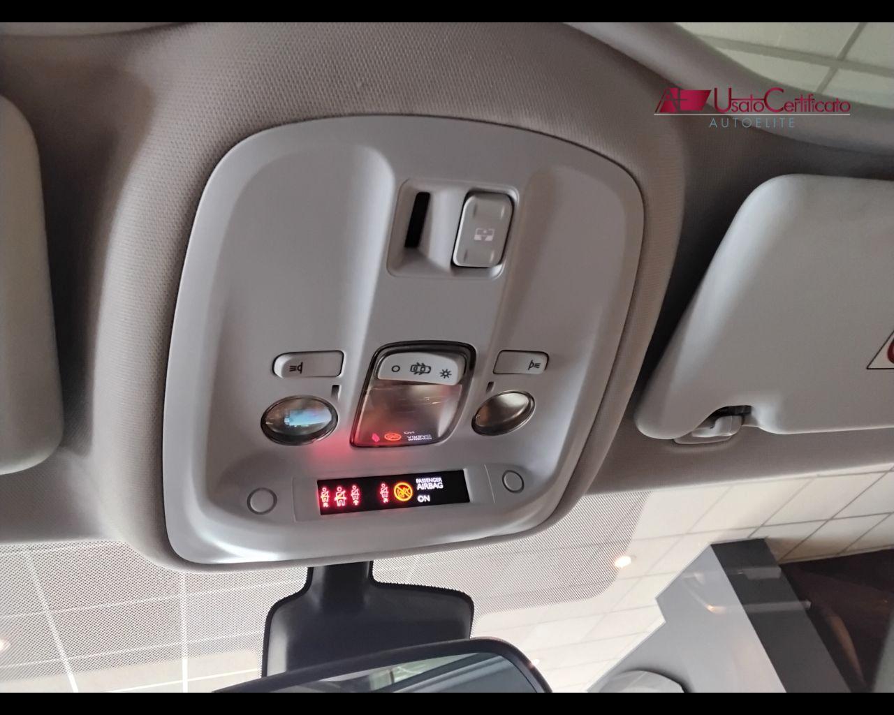 PEUGEOT 308 1.6 e-HDi 115 CV Stop&Start Allure