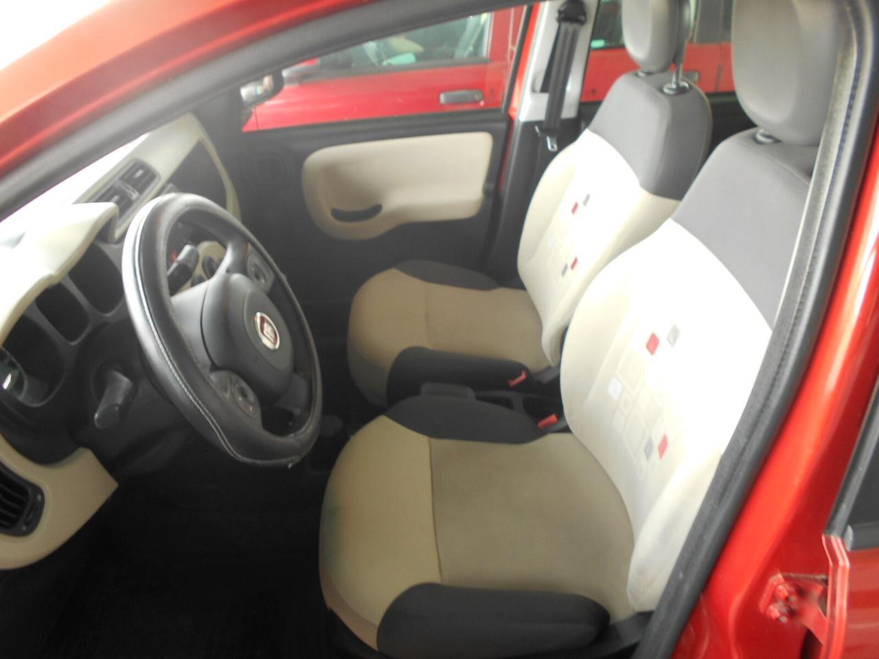 Fiat Panda 1.2 Lounge 5 POSTI NEOPATENTATI