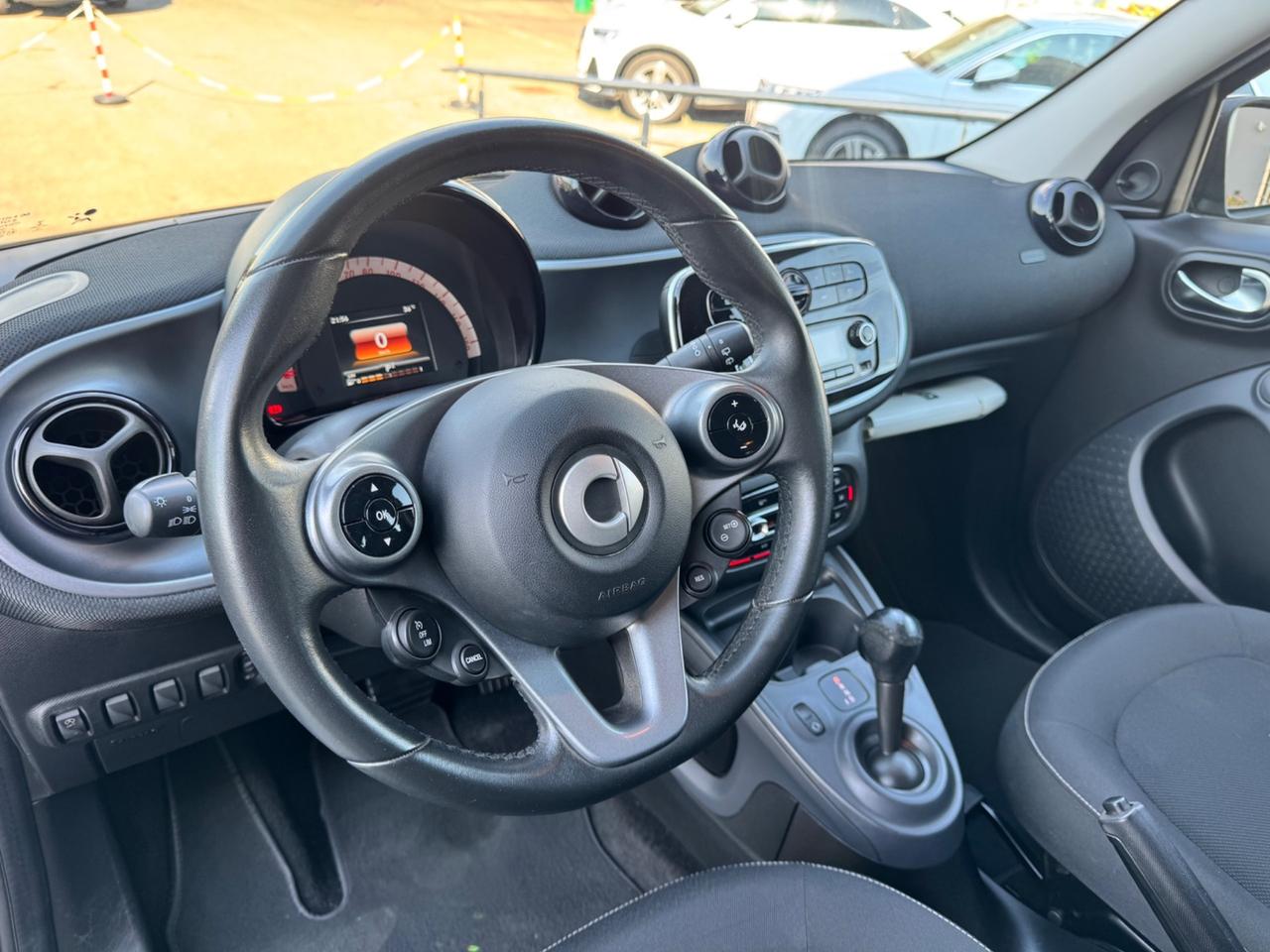 Smart ForFour 70 1.0 twinamic Passion in garanzia
