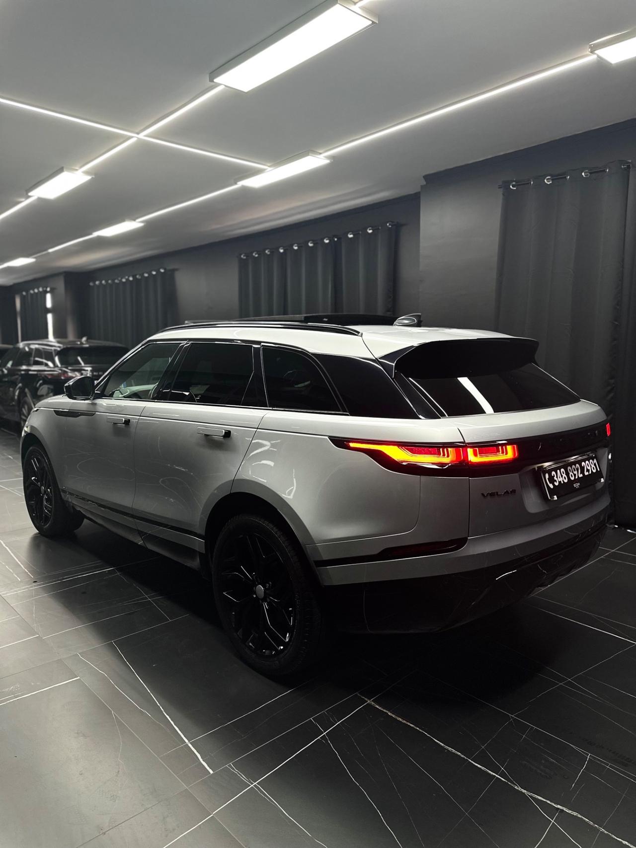 Land Rover Range Velar 2.0D I4 180 CV R-Dynamic HSE