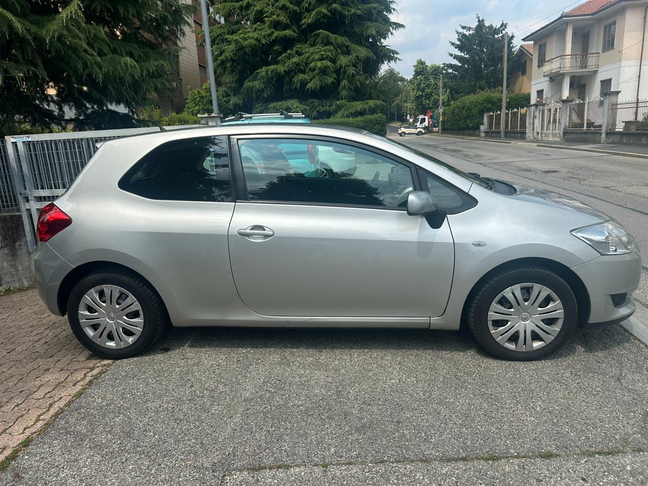Toyota Auris 1.4 3 porte Sol