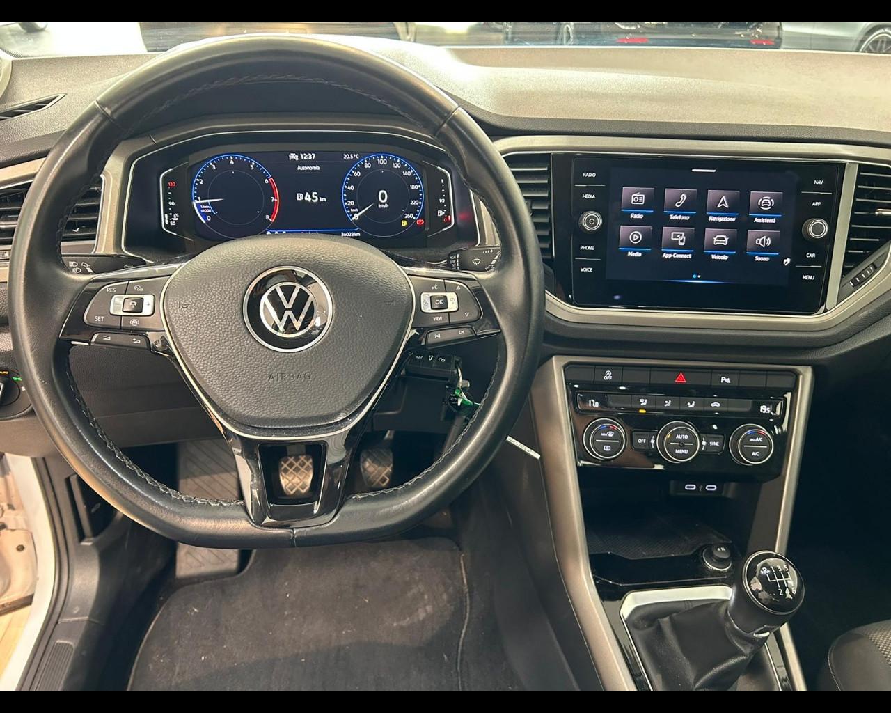 VOLKSWAGEN T-Roc 2017 - T-Roc 1.0 tsi Style 110cv