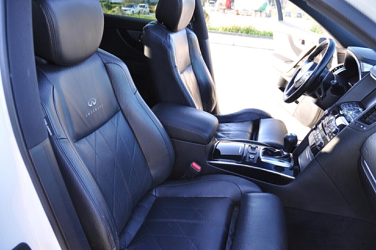 Infiniti FX 30d S Premium
