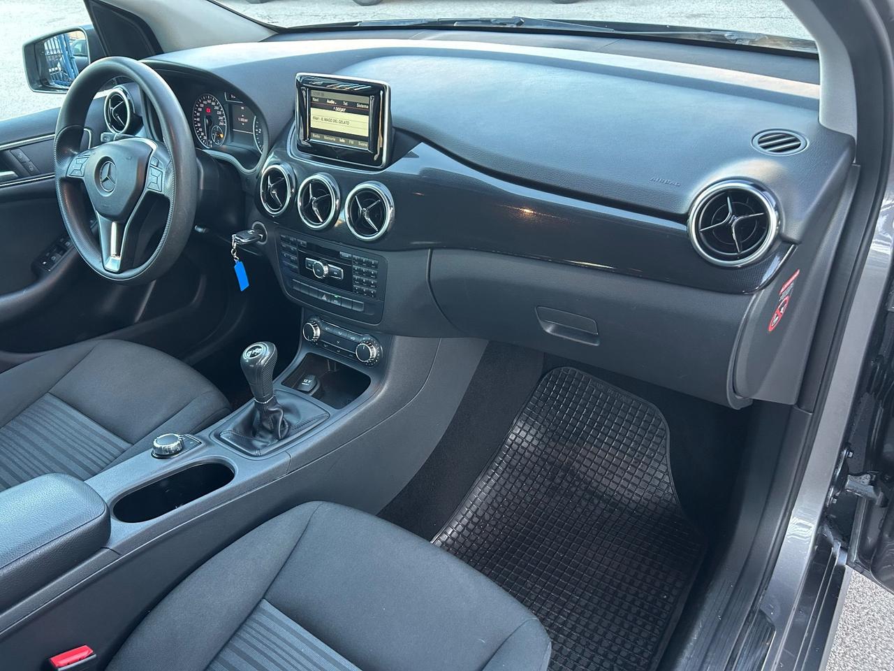 Mercedes-benz B 180 1.5 Diesel 110 cv 2014
