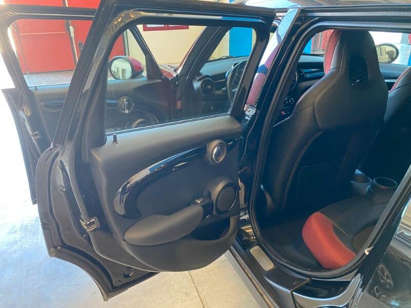 MINI Mini 5 porte (F55) Mini 2.0 Cooper SD 5 p...