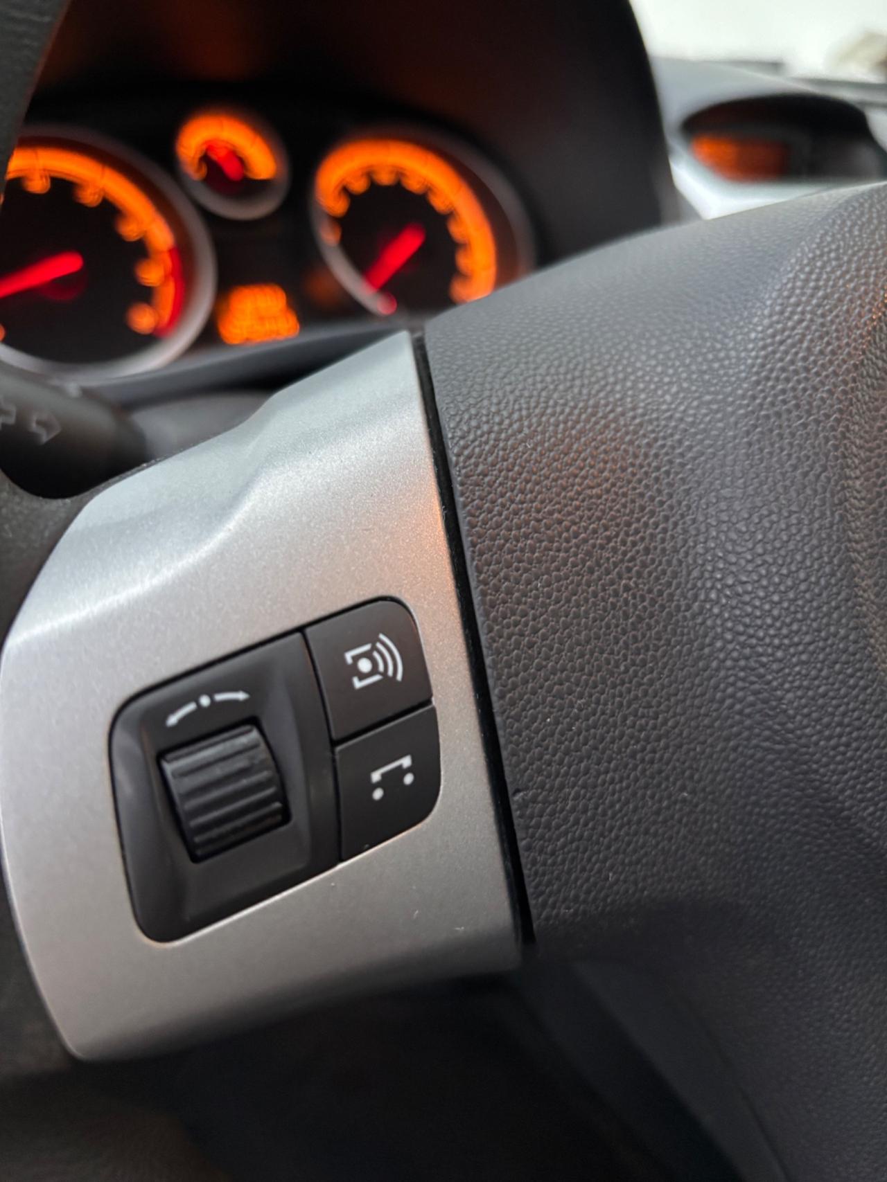Opel Corsa 1.2 Benzina 3 Porte