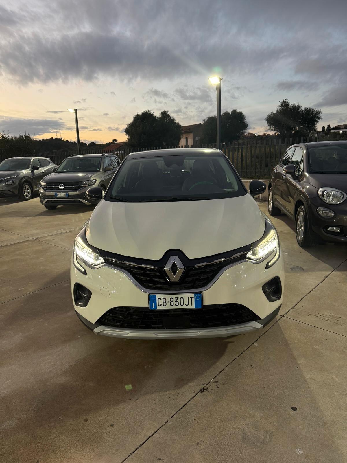 Renault Captur Plug-in Hybrid E-Tech 160 CV Intens