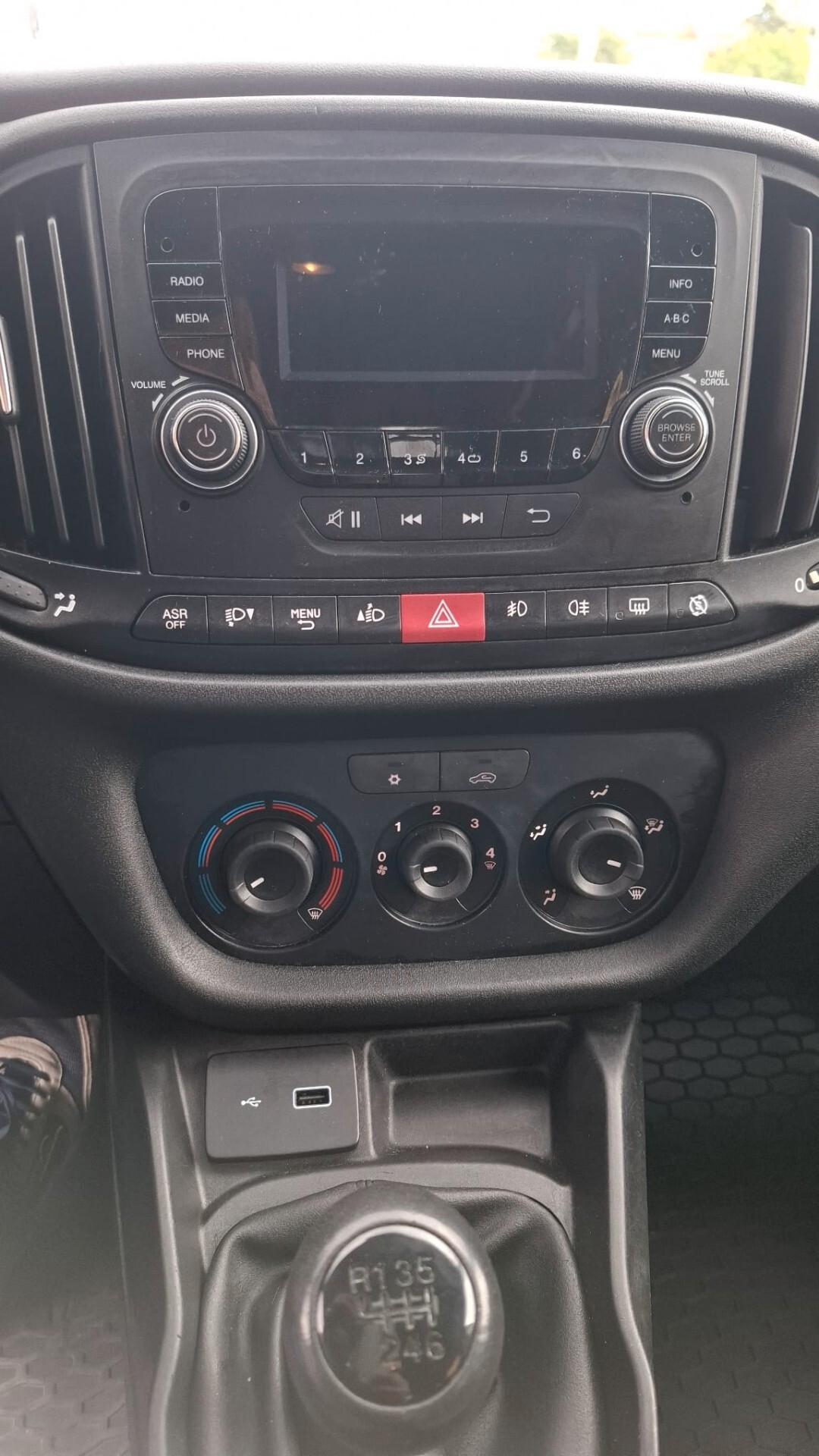 FIAT DOBLO' 1.6 JTD TRASPORTO DISABILI