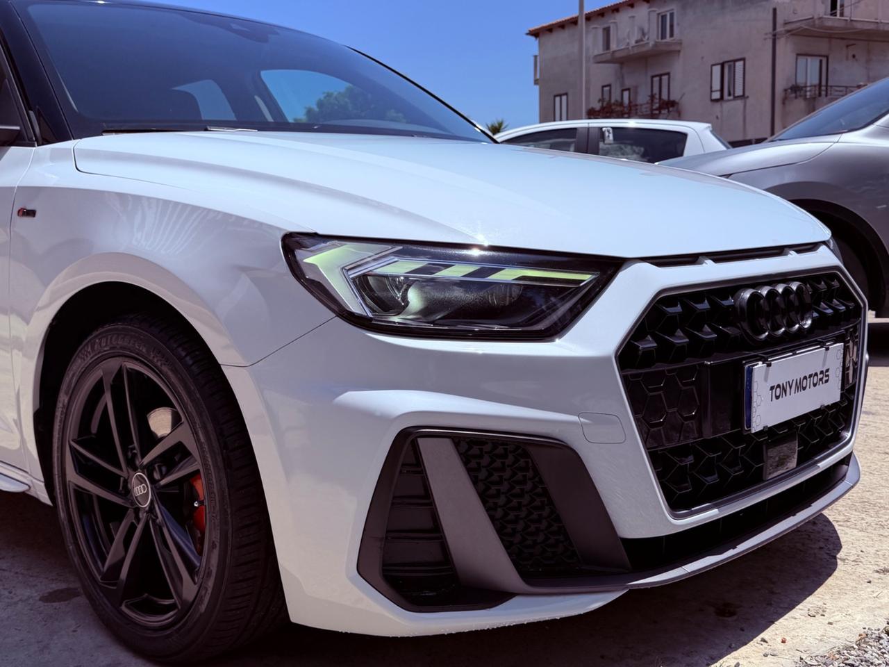 Audi A1 SPB 30 TFSI S tronic line edition