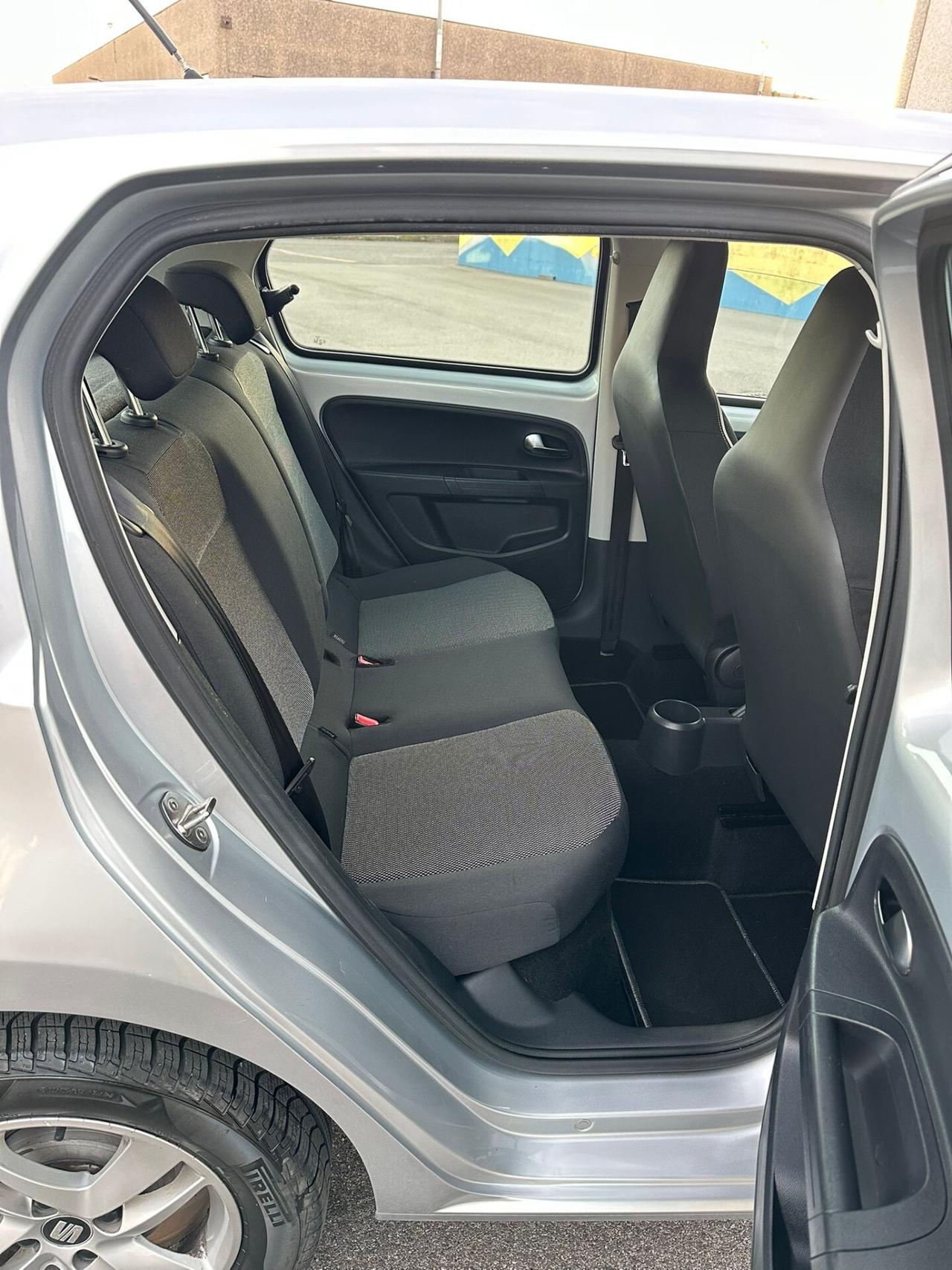 Seat Mii 1.0 68 CV 5 porte Chic Ecofuel