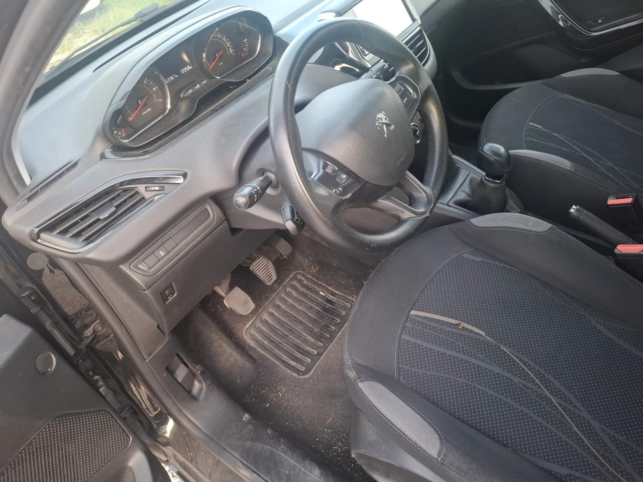 Peugeot 208 1.2 VTi 82 CV 5 porte Allure