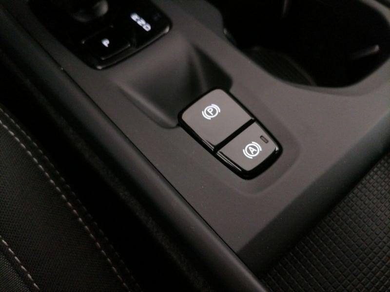 Volvo XC40 1.5 t4 recharge phev Core auto
