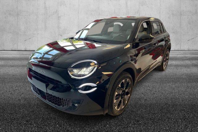 FIAT 600 Hybrid DCT MHEV La Prima