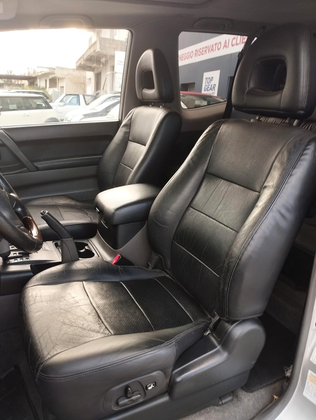 Mitsubishi Pajero 3.2 16V DI-D 3p. GLS2 Autocarro