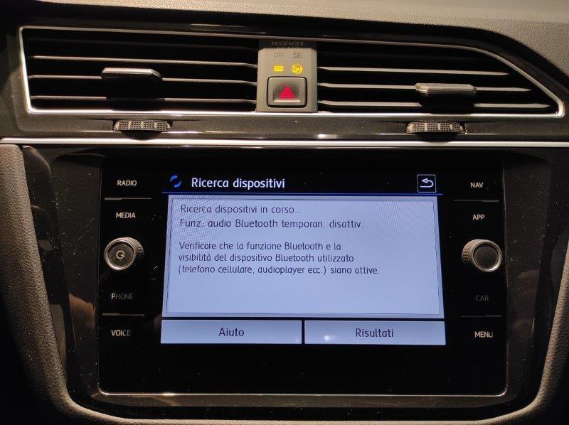 VOLKSWAGEN Tiguan 2ª serie - Tiguan 2.0 TDI SCR DSG Business BlueMotion Technology