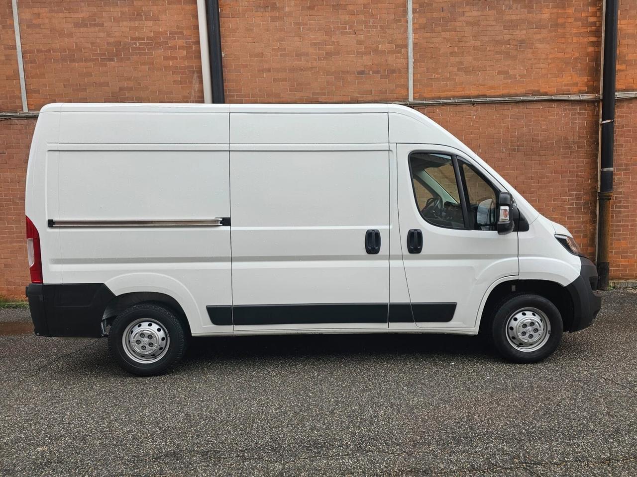 Peugeot Boxer 2.2 HDI 140CV L2-H2