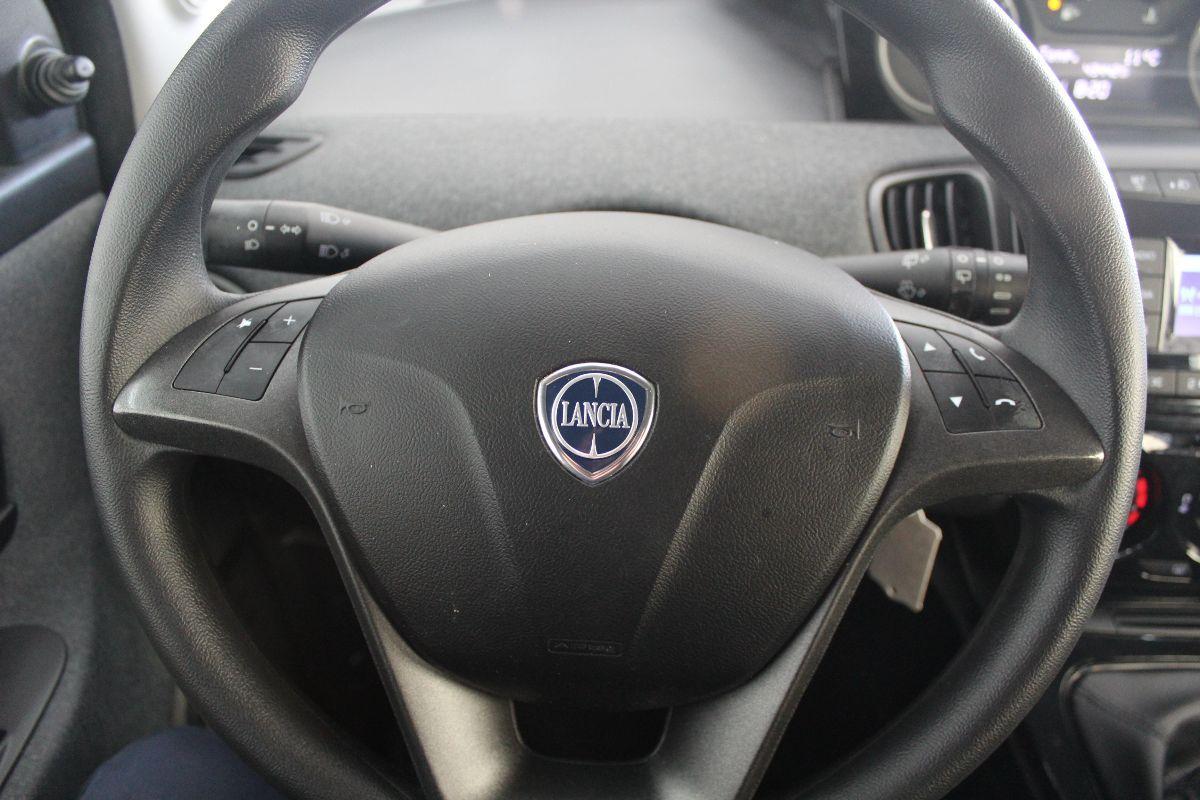 LANCIA - Ypsilon - 1.2 69 CV 5p. GPL Ecochic Ele.Bl