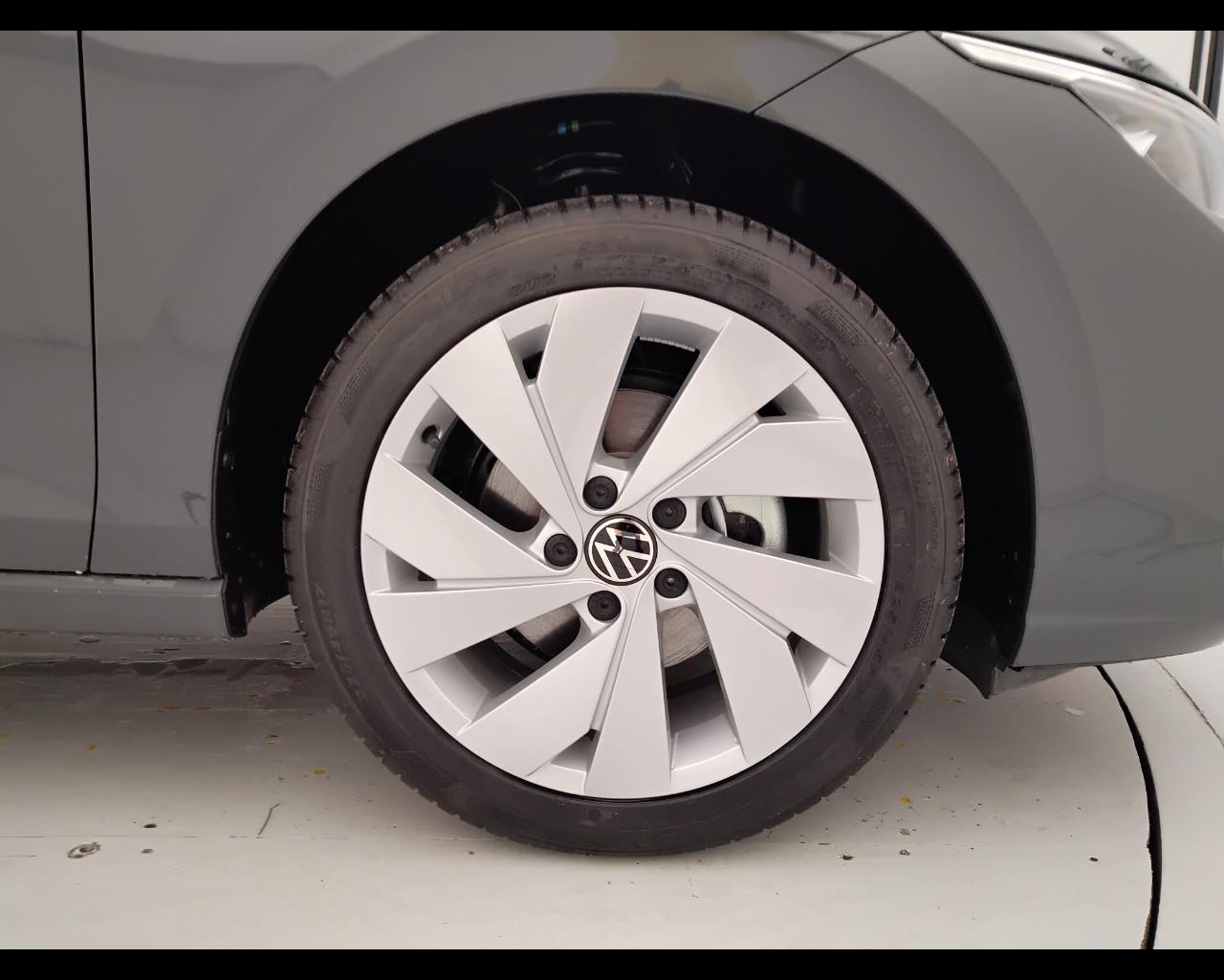 VOLKSWAGEN Golf VIII 2024 Variant - Golf Variant 1.5 etsi Life 115cv dsg