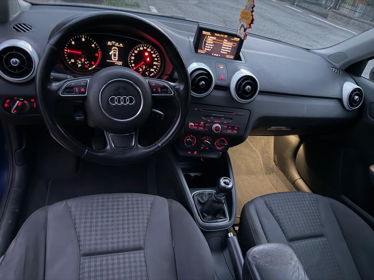 Audi A1 1.6 TDI 105 CV Attraction