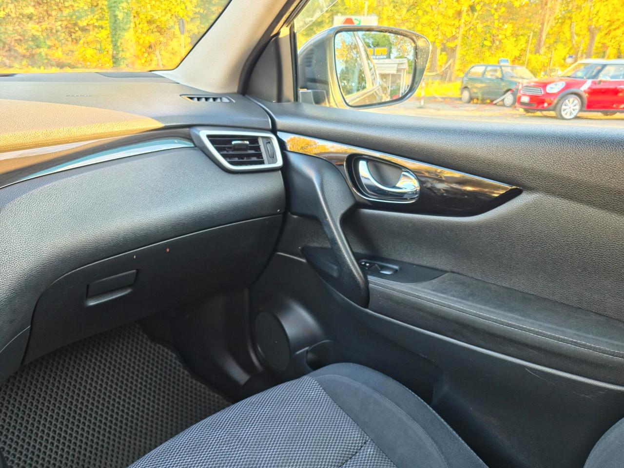 Nissan Qashqai 1.5 dCi Tekna CV-110 E6B Manuale NEO 2016