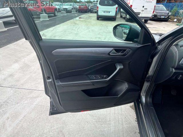 VOLKSWAGEN T-Roc T-Roc 2022 2.0 tdi Style - GH641RZ
