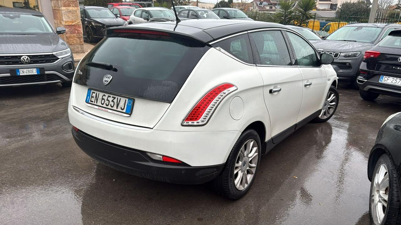 Lancia Delta 1.6 MJT DPF Business