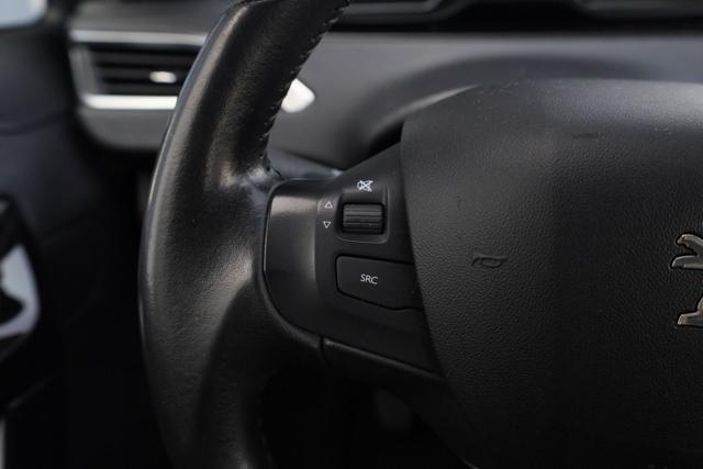 PEUGEOT 2008 PureTech 82 Active