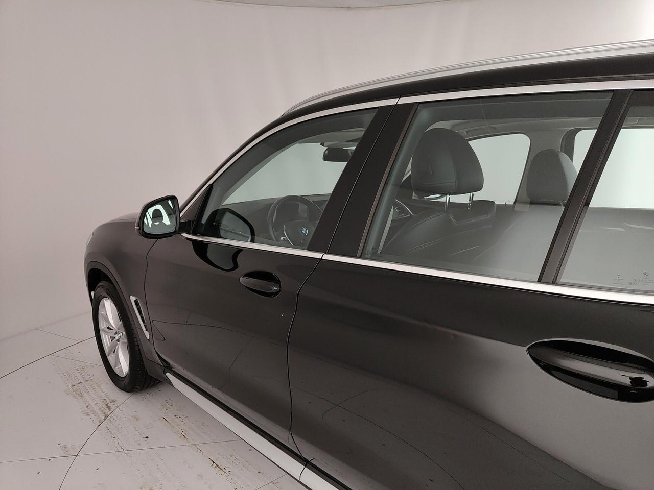 Bmw X3 sDrive18d 48V