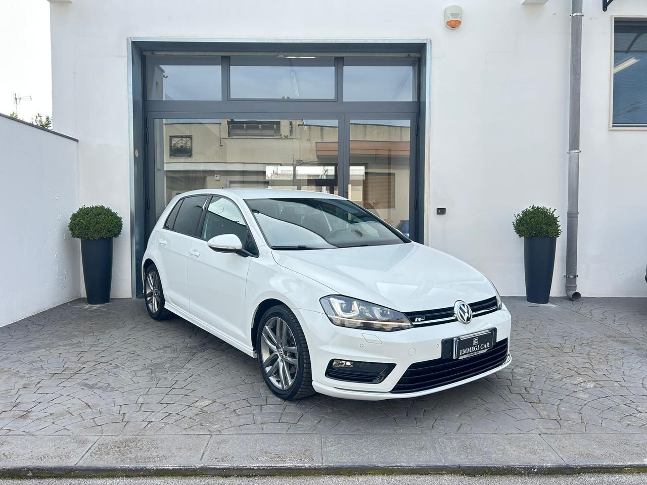 Volkswagen Golf 1.6 TDI 110Cv R-LINE DSG/LED-2017