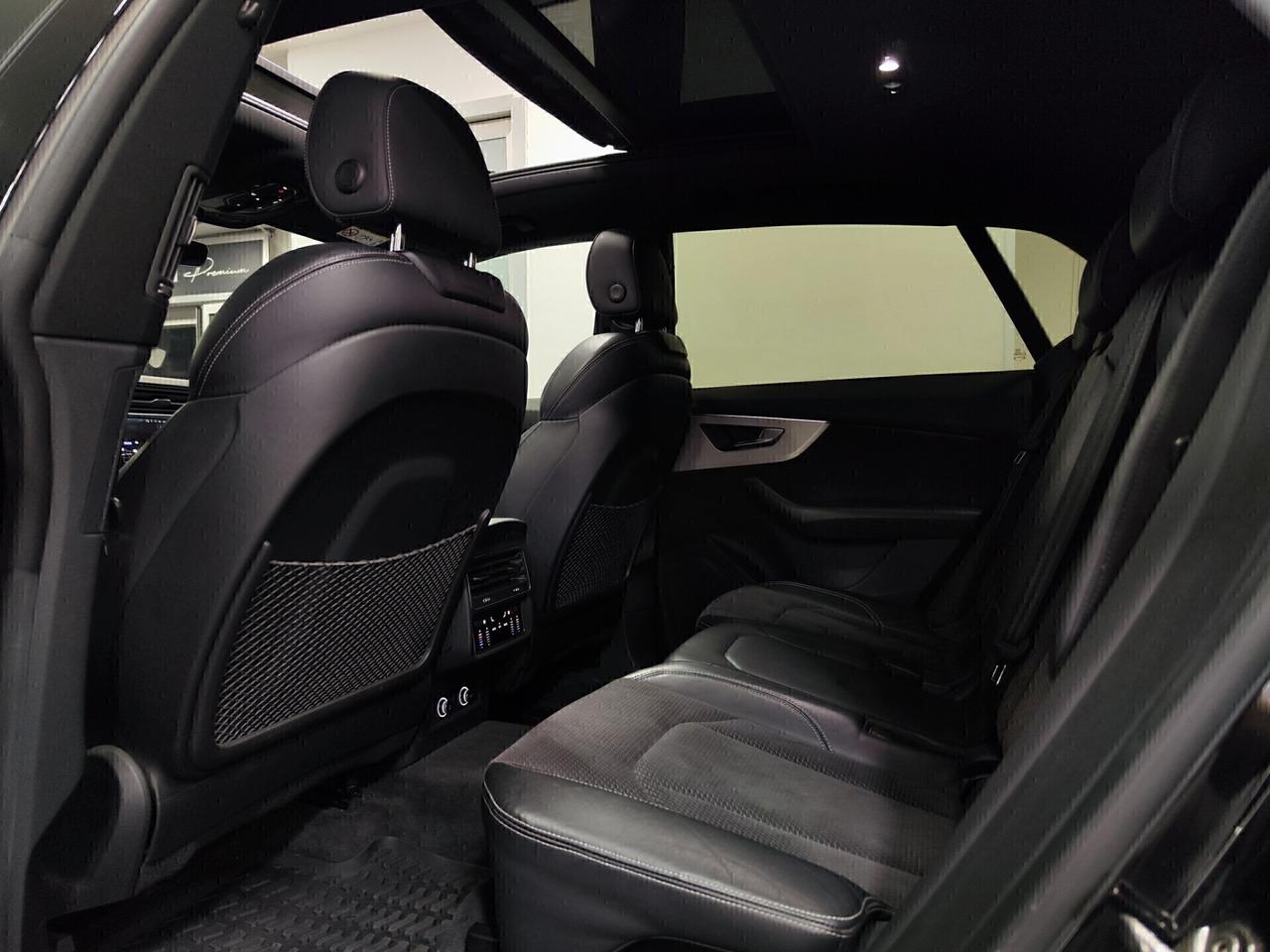 Audi Q8 50 TDI 286 CV quattro tiptronic S Line Tetto Matrix Night