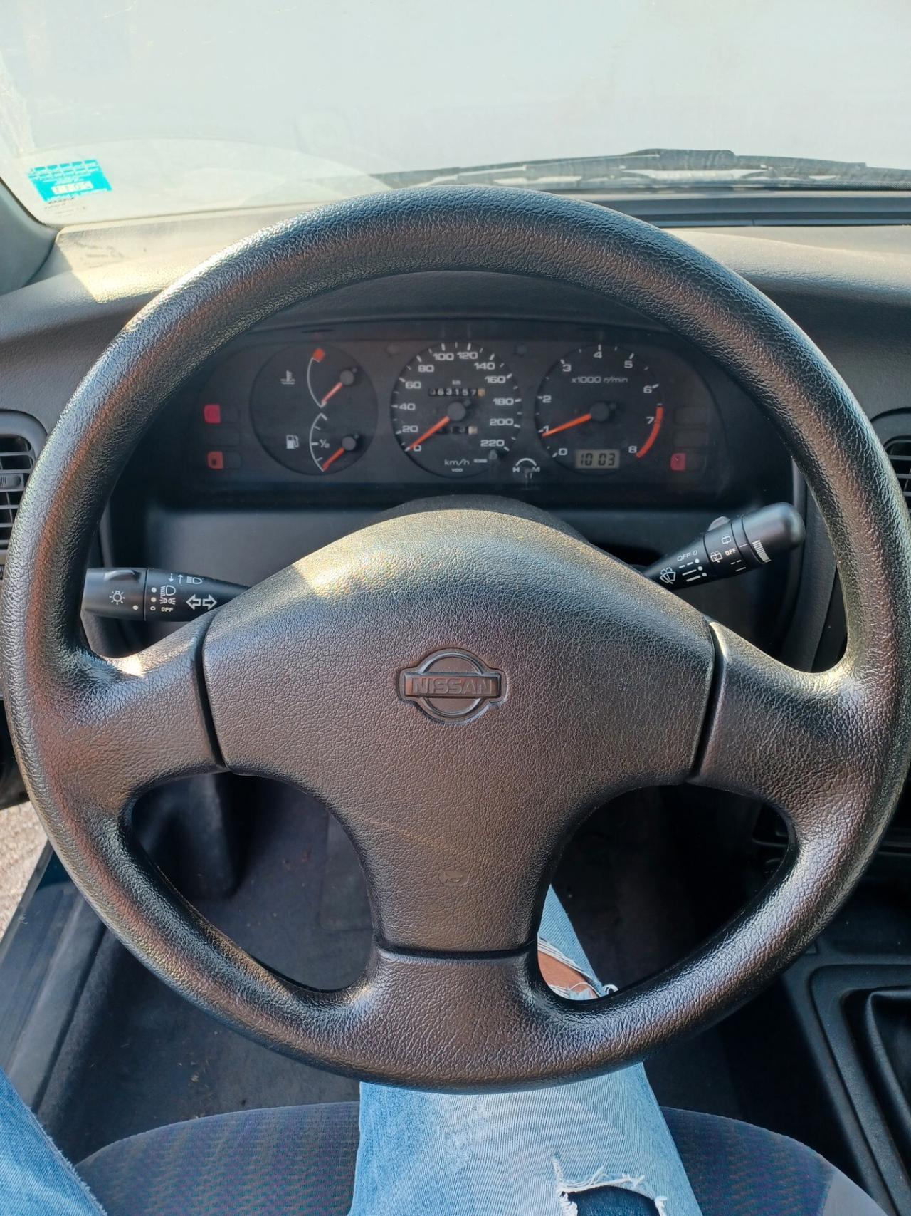 Nissan Primera 1.6i 16V solo 63000 km