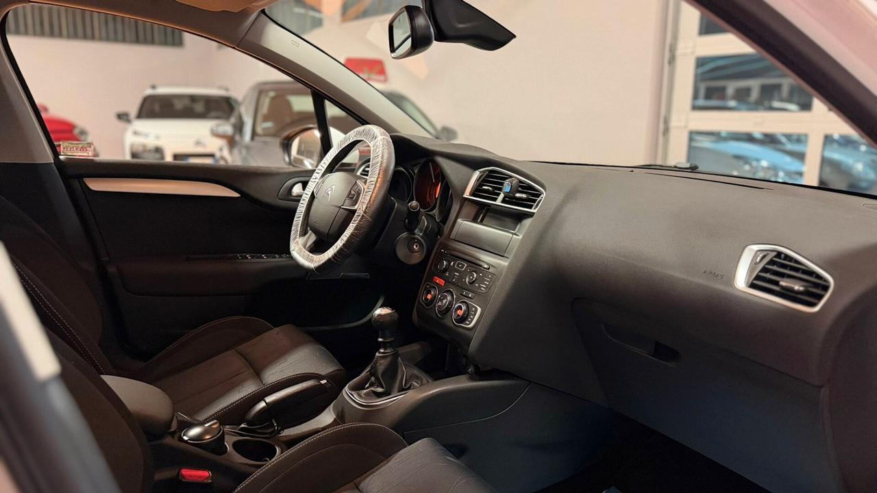 Citroen C4 1.6 e-HDi 115 airdream Attraction