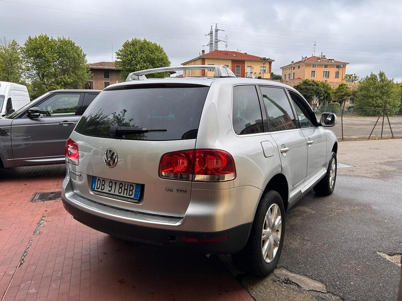 Volkswagen Touareg 2006 3.0 DIESEL INTERNI PELLE