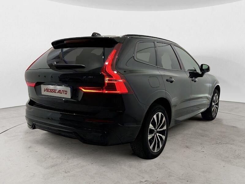Volvo XC60 XC60 B5 AWD automatico Plus Dark