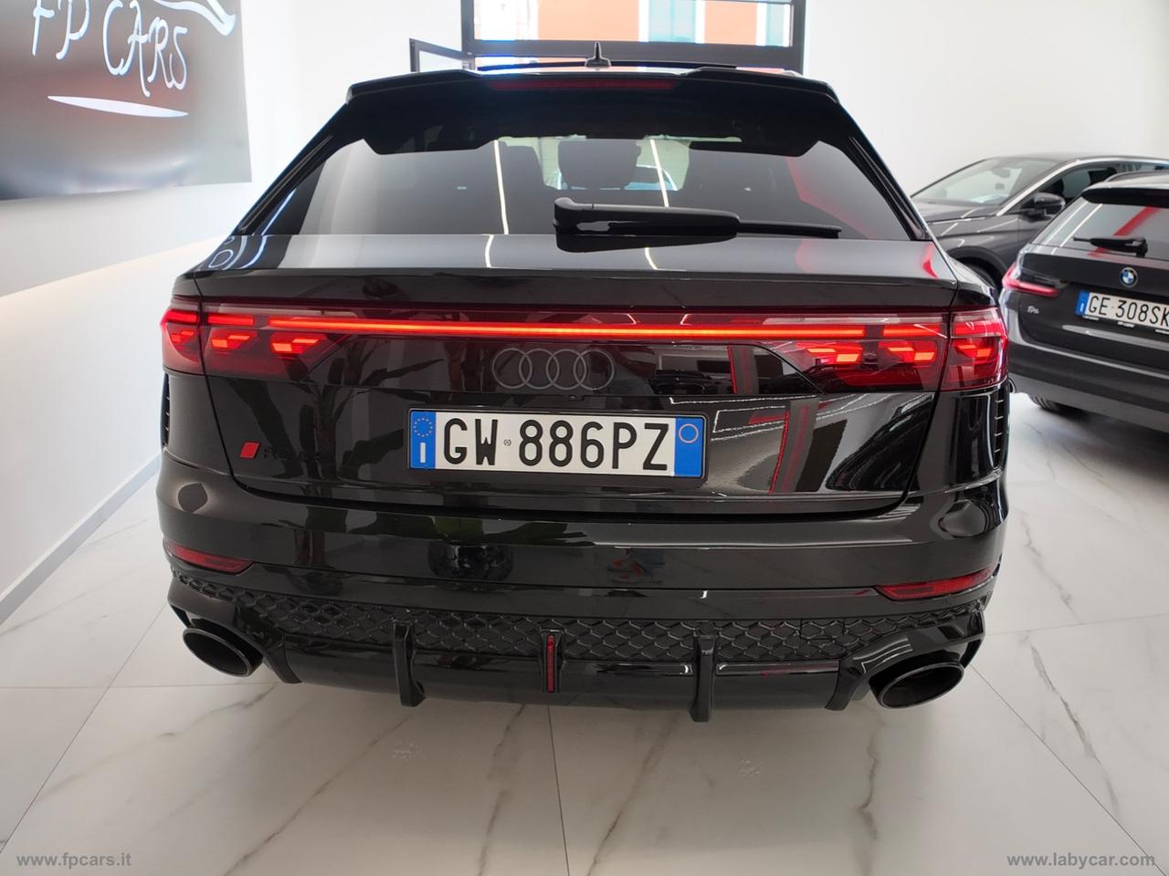 AUDI RS Q8 TFSI V8 quattro tiptr. Performance