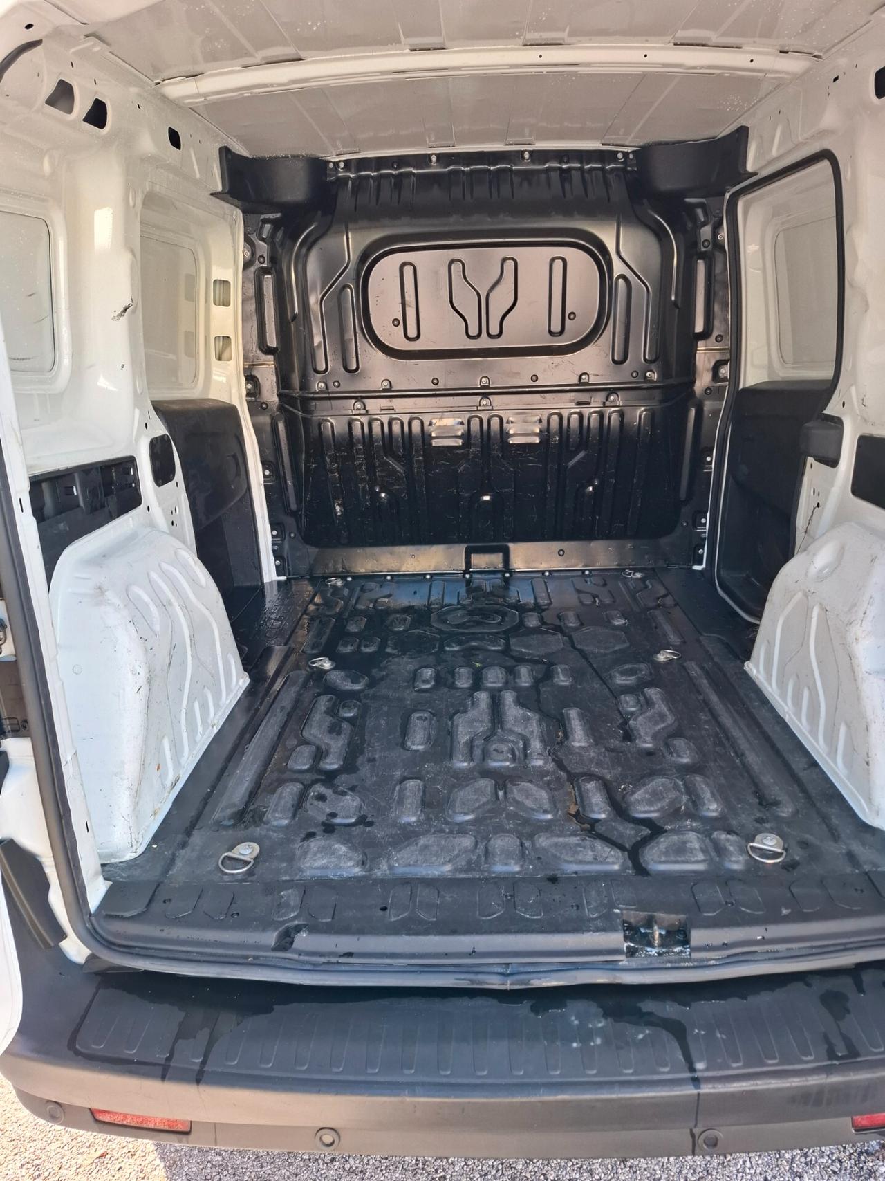 Fiat Doblo Doblò 1.4 T-Jet Natural Power PC-TN Cargo Lamierato SX