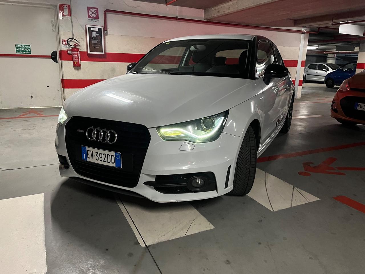 Audi A1 1.6 TDI S line edition