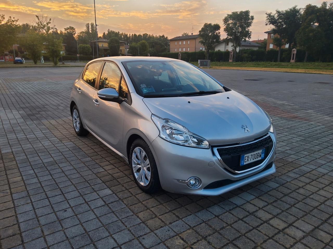 Peugeot 208 1.4 VTi 95 CV 5p. GPL Allure