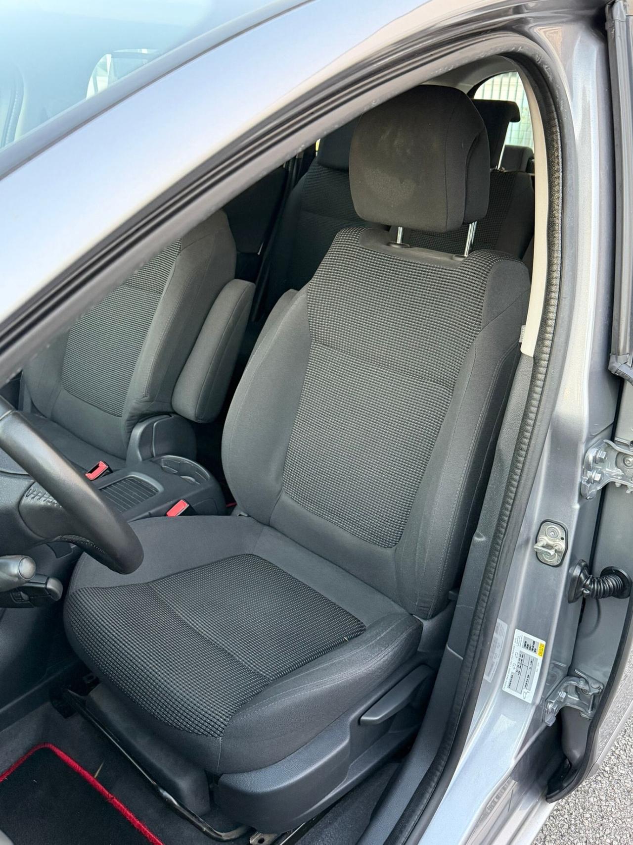 Peugeot 5008 BlueHDi 120 EAT6 S&S Allure