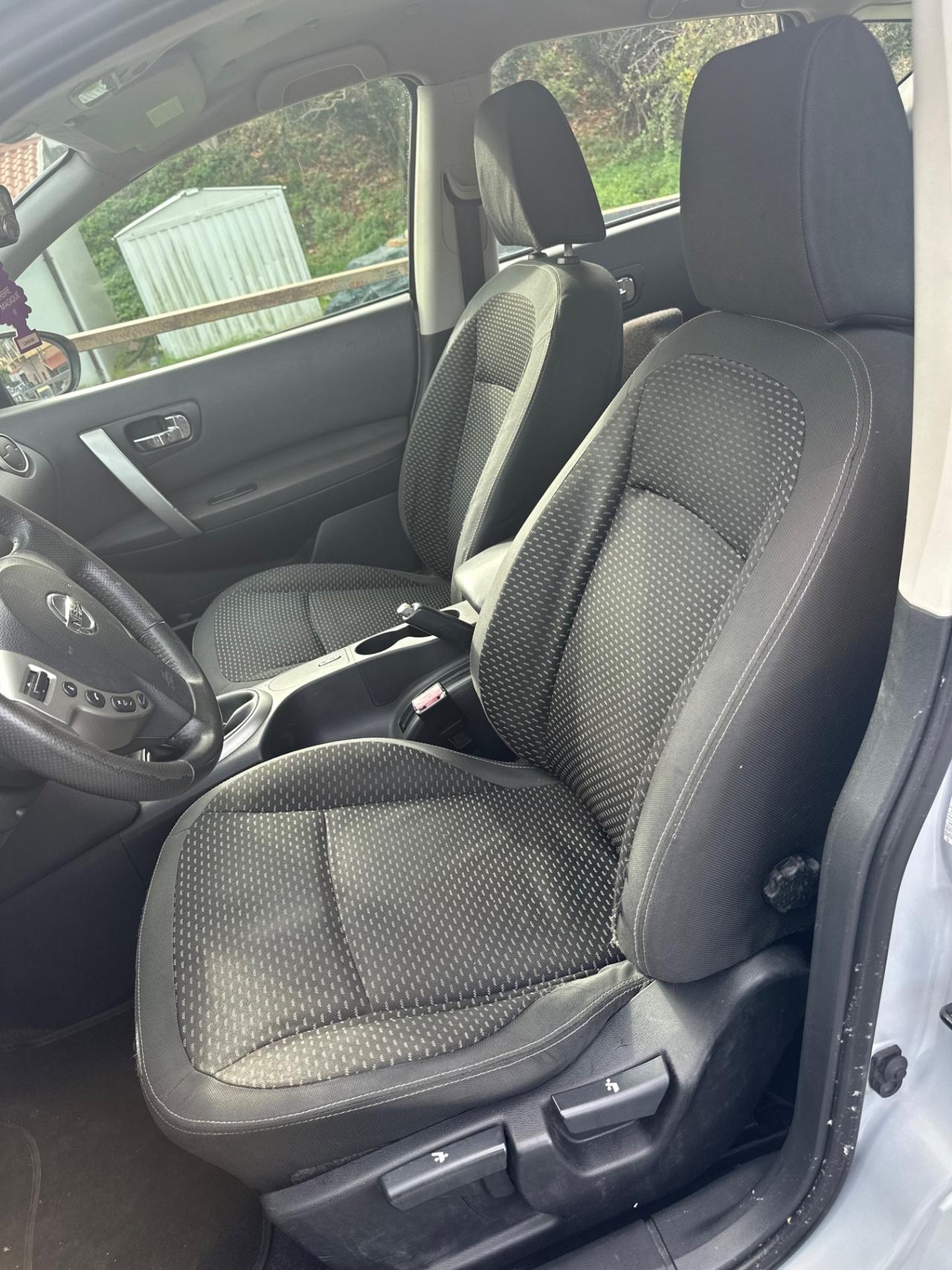 Nissan Qashqai 2.0 dCi DPF Tekna